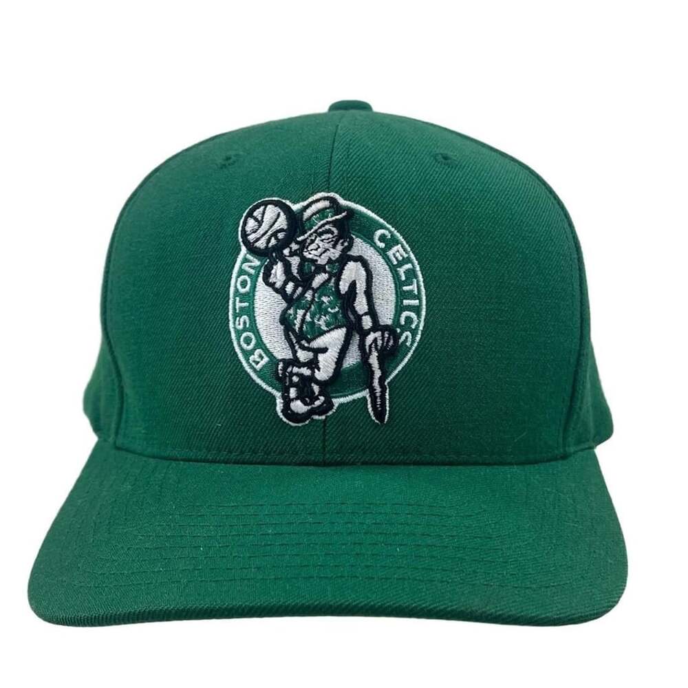 Mitchell & Ness Boston Celtics NBA Hardwood Classics Green Snapback Hat